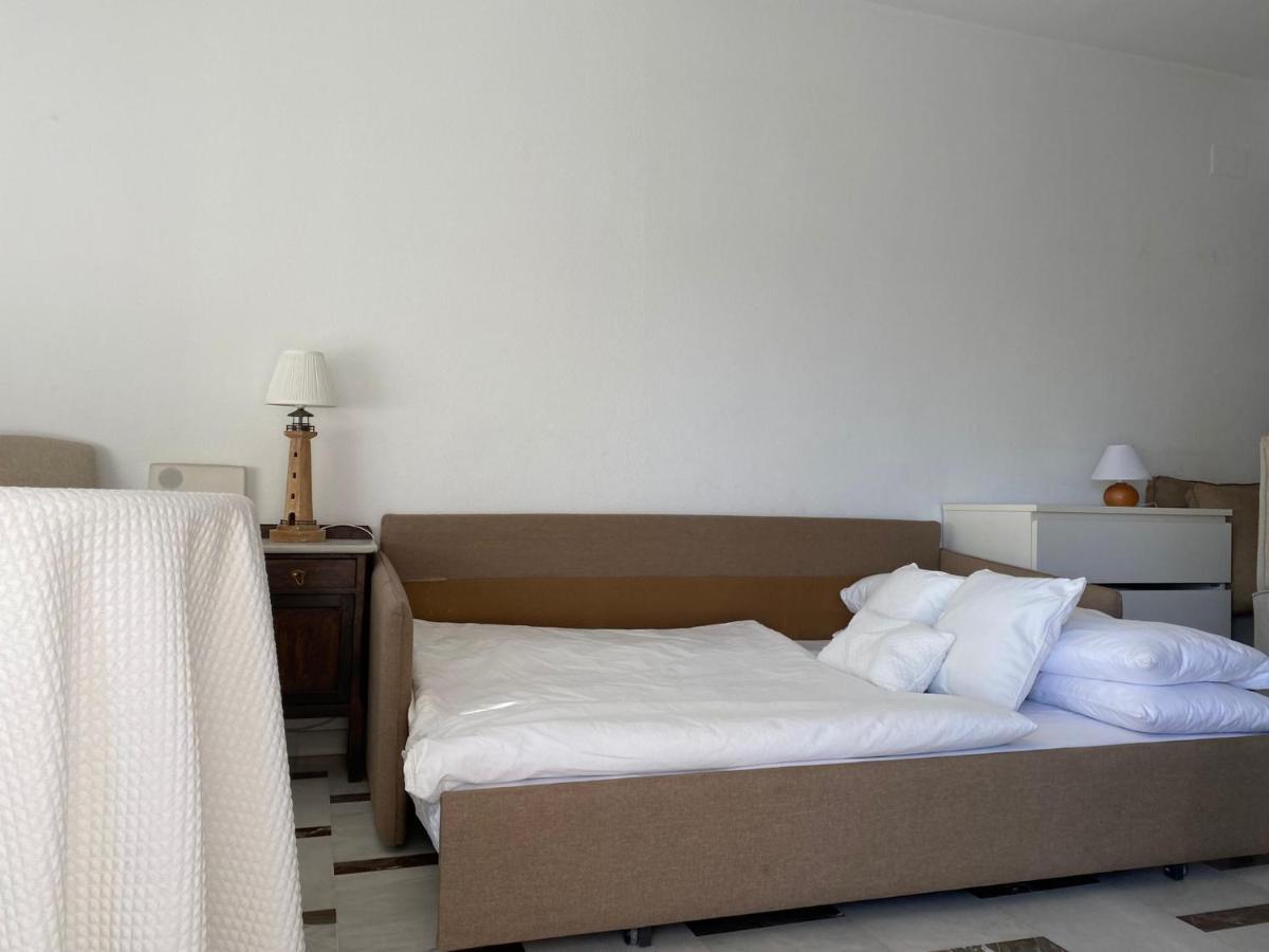 Apartamento en Primera Linea La Herradura  Exterior foto