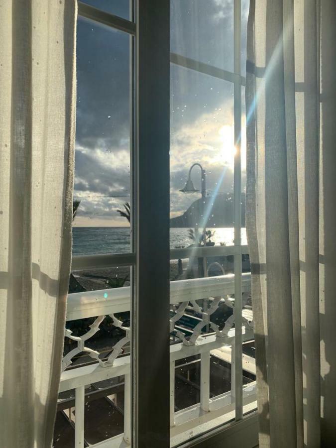 Apartamento en Primera Linea La Herradura  Exterior foto